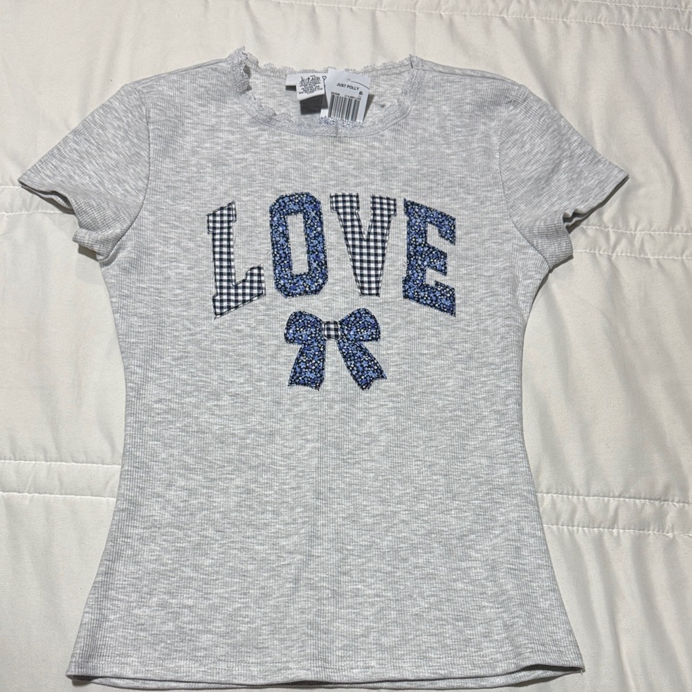 Just Polly “Macy’s” Gray Short Sleeve Tee with Blue 'LOVE' Design Juniors Medium